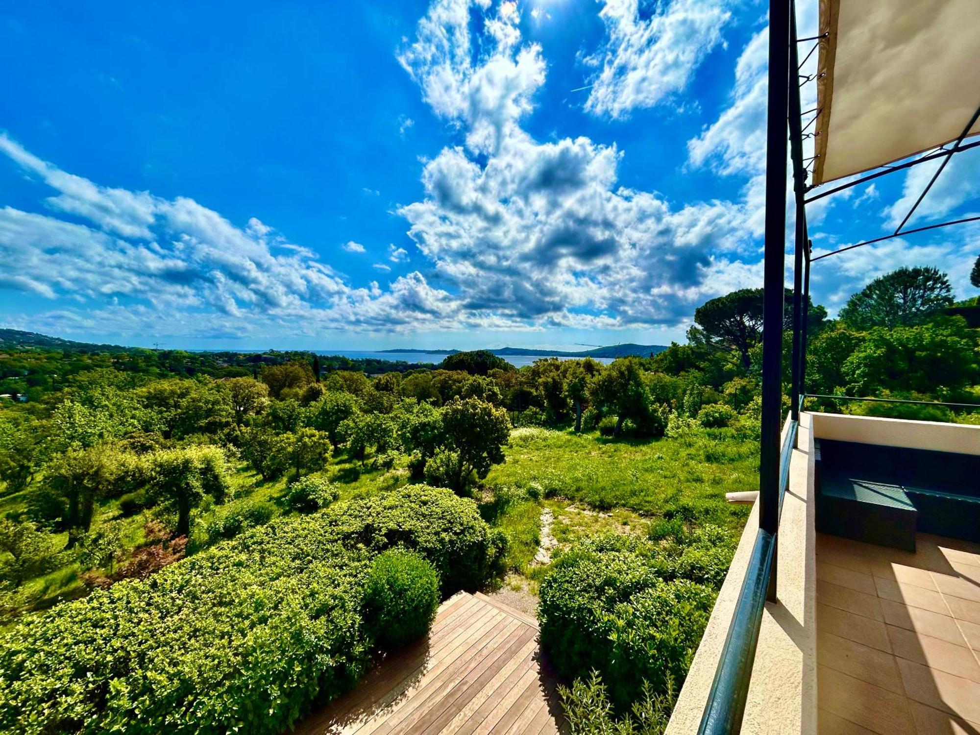 Les Restanques Vue Mer Pressoir 3131 Grimaud Exterior photo